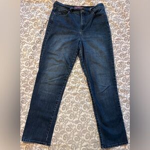 Gloria Vanderbilt Amanda Jean Size 12